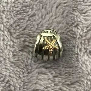 Pandora S925 ALE Silver Shell w Gold Star Charm